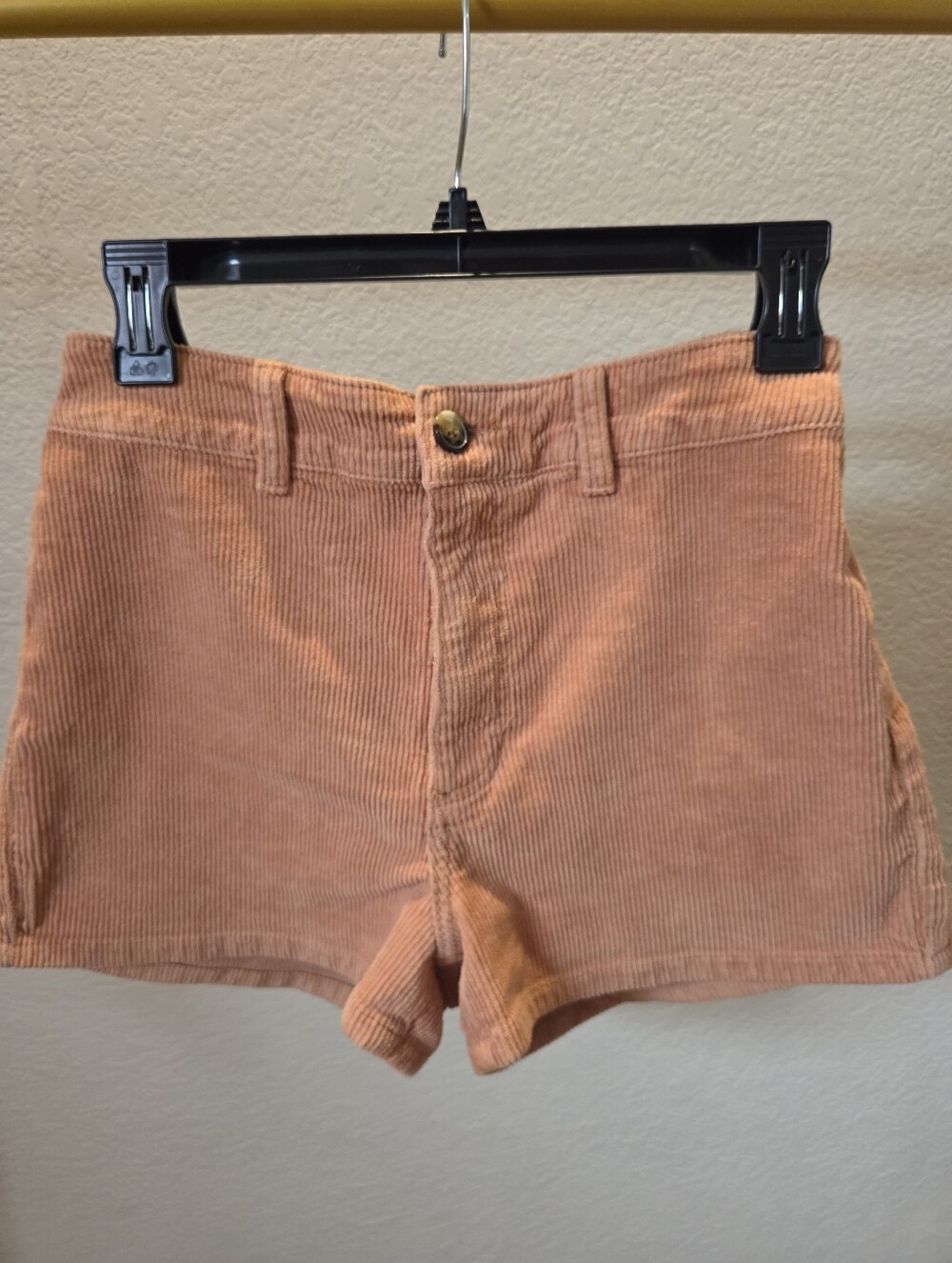 Billabong High-Waist Corduroy Shorts in Peachy Orange- Size 27